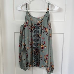 Peak-a-boo Shoulder Long-Sleeve